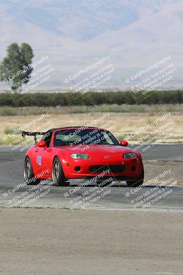 media/Sep-15-2024-Speed Ventures (Sun) [[7a54f7ed2f]]/Yellow Group/Session 1 (Outside Grapevine)/